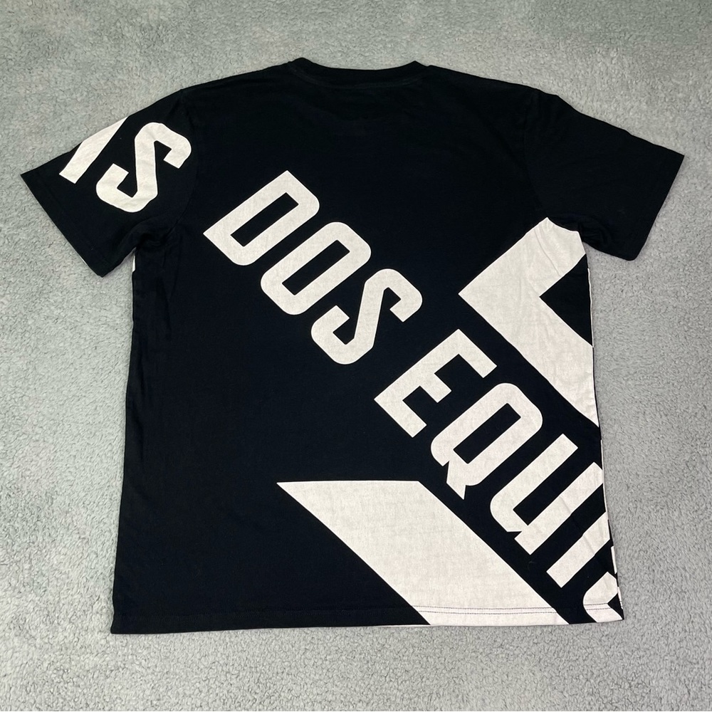 Graphic tee - Picture 4 of 4